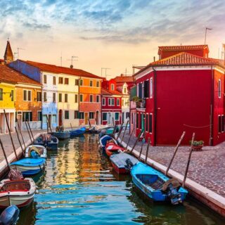 Małe miasta, wielkie wrażenia - Burano we Włoszech