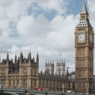 Gdzie można polecieć z Krakowa? Londyn