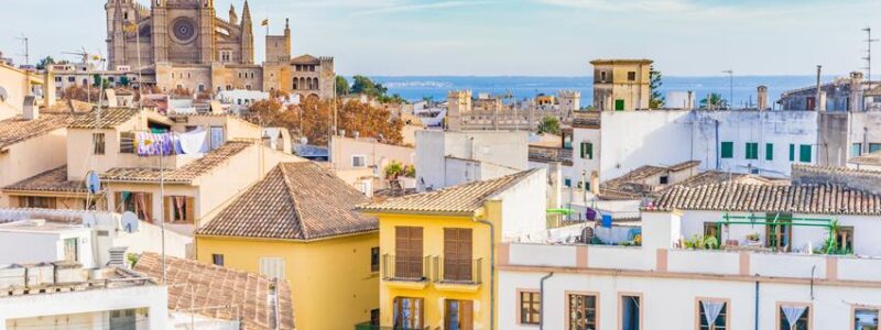 Zaplanuj słoneczny urlop z wylotem z Krakowa - Majorka