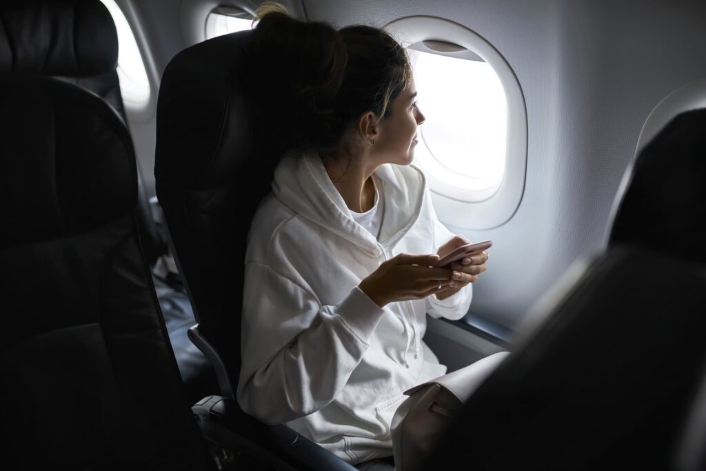 Jak się ubrać do samolotu na długi lot?